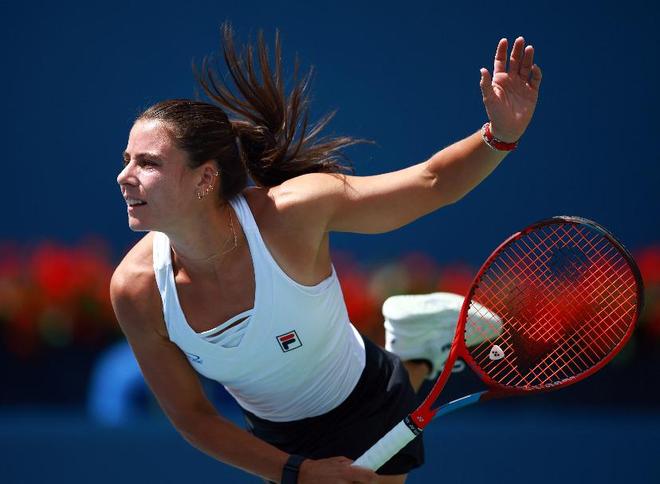 依云锦标赛黑马吉里亚科领先第三轮，古江彩佳T2