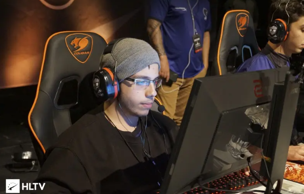 依云锦标赛黑马吉里亚科领先第三轮，古江彩佳T2