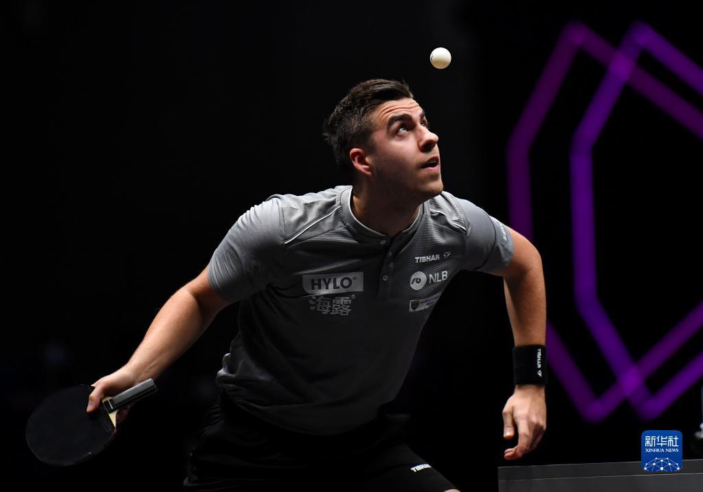 朱鹏宇：第一个主场就有这么多球迷来支持我们，非常感谢他们.