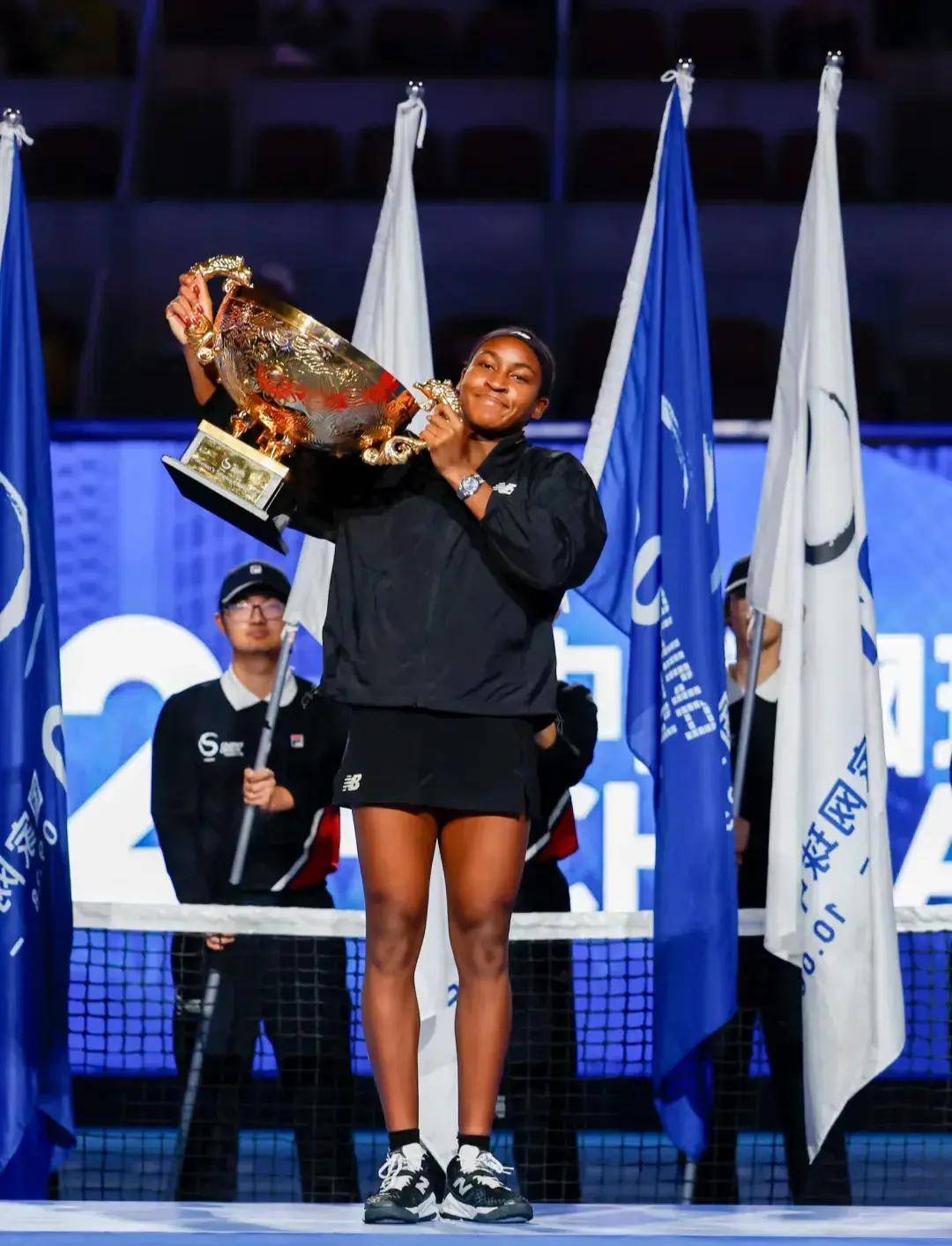 让他在比赛 让他在比赛