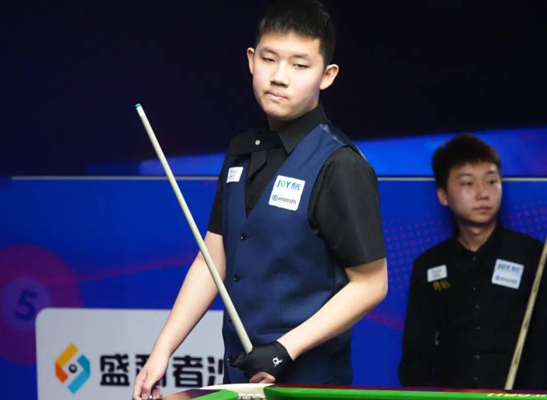 通过多次的 通过多次的